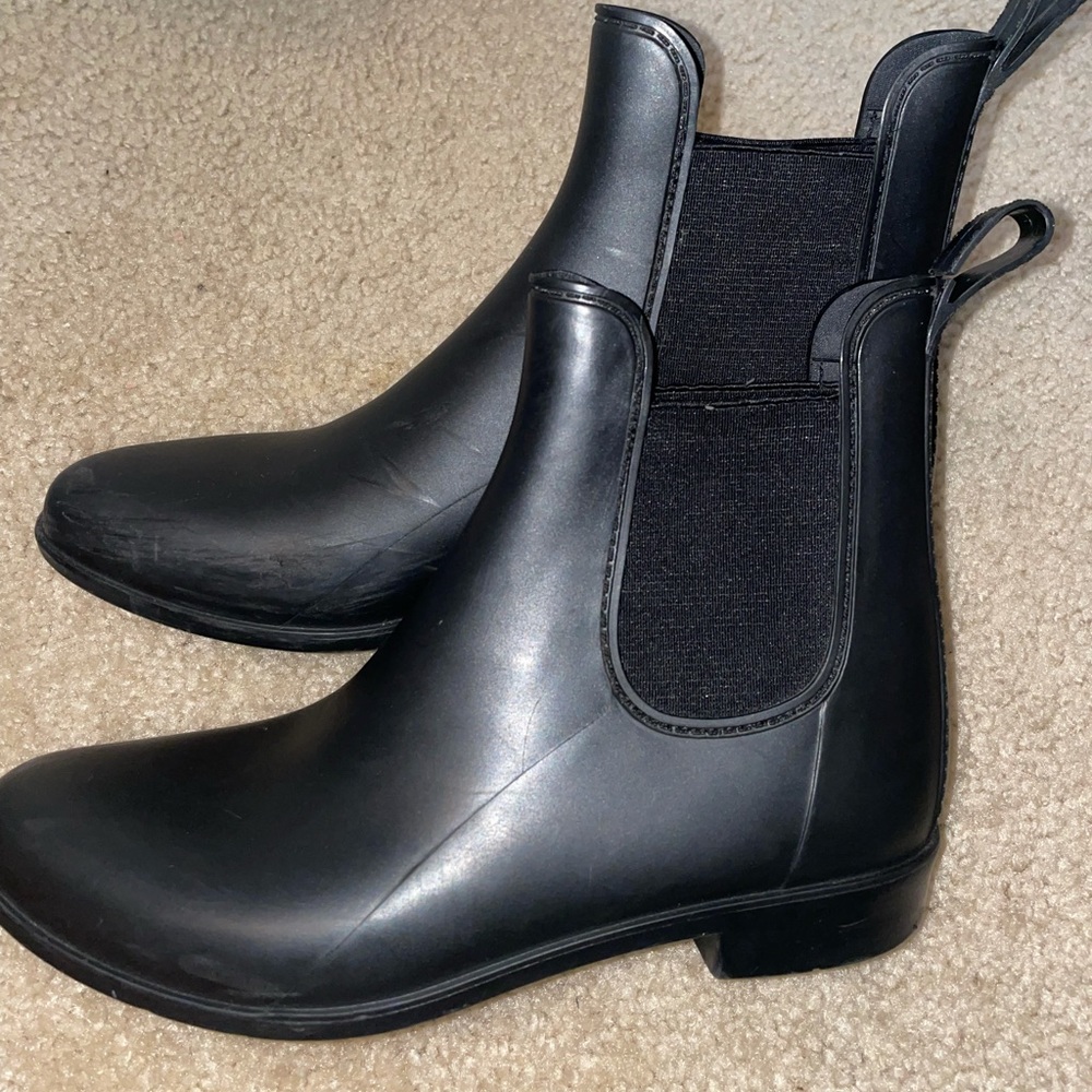 Chelsea boots